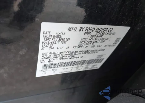 2013 Ford Explorer z USA, uszkodzony, nr VIN 1FM5K8B85DGC76877